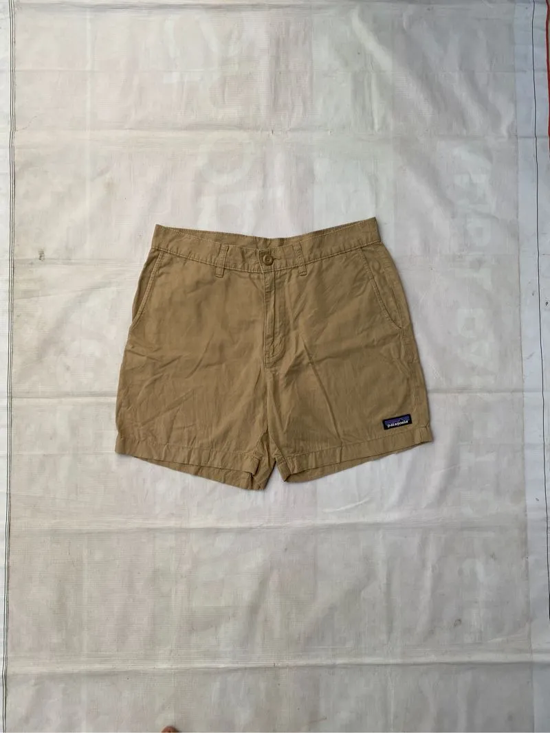 Patagonia Sportswear Casual Short Pria tan photo 1