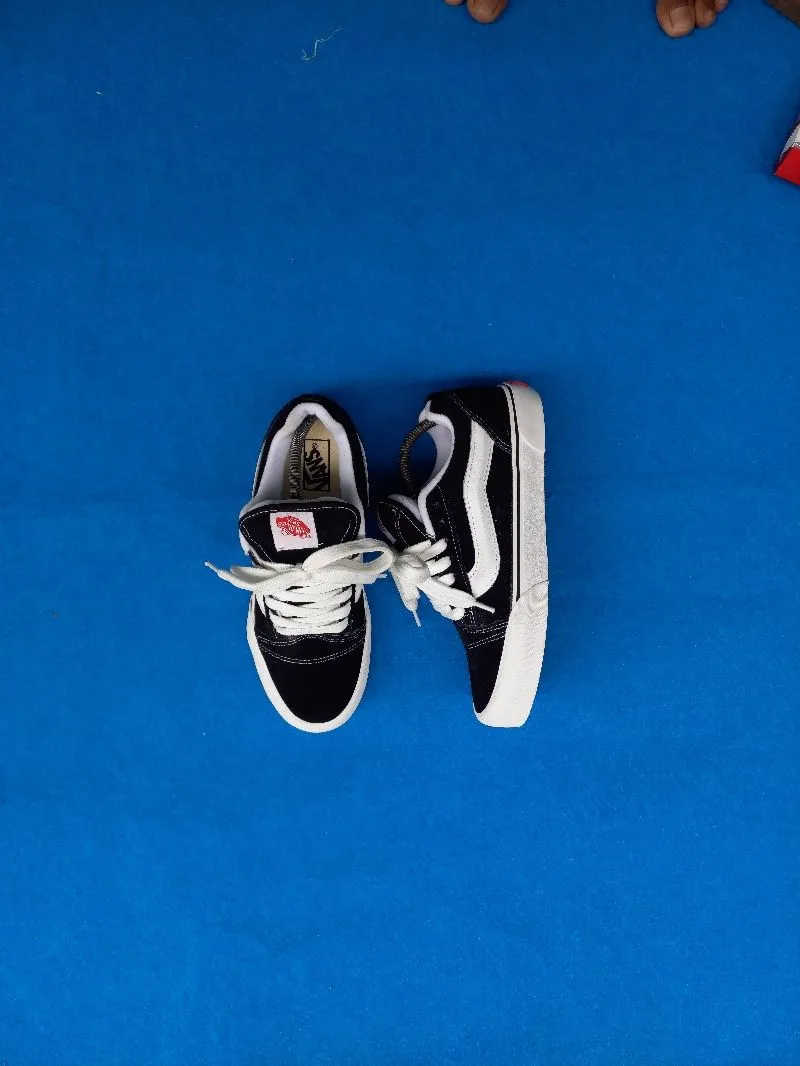 VANS Streetwear Skater Sneakers Pria white black photo 1