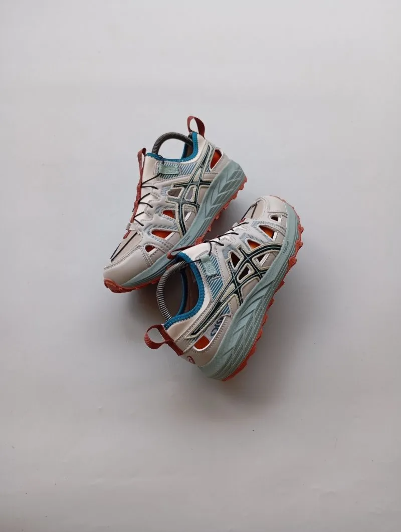 Asics Casual Sneakers Wanita black gray photo 1