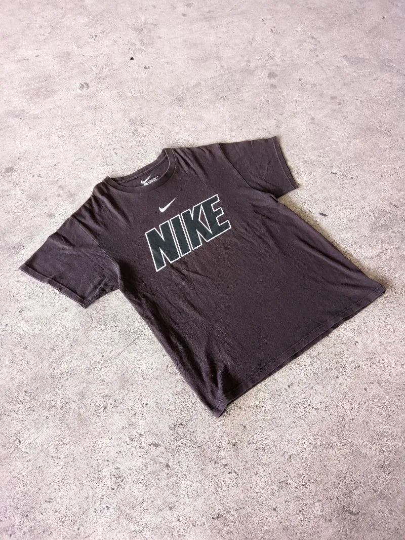 Nike Streetwear Casual T-shirt Pria black photo 1