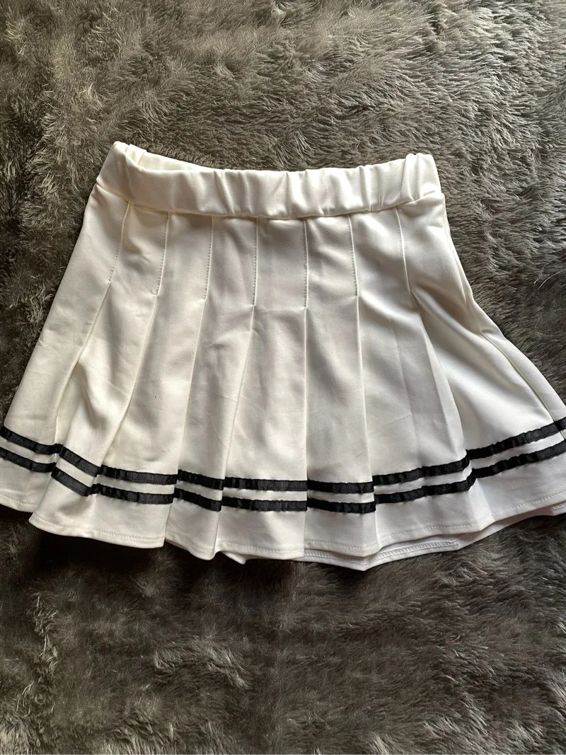 Sportswear Casual Pleated skirt Wanita white photo 1