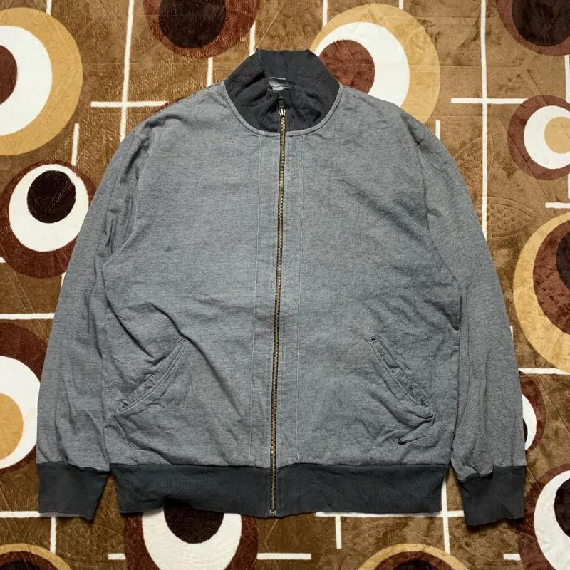 Nike Casual Bomber jacket Pria gray photo 1