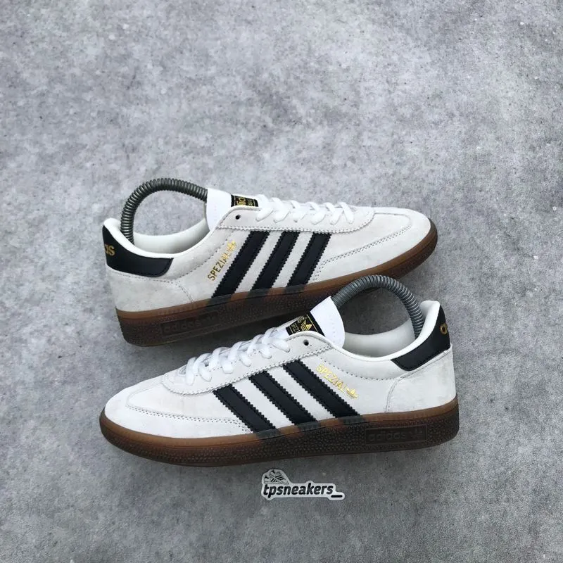 Adidas Casual Sneakers Wanita white black photo 1