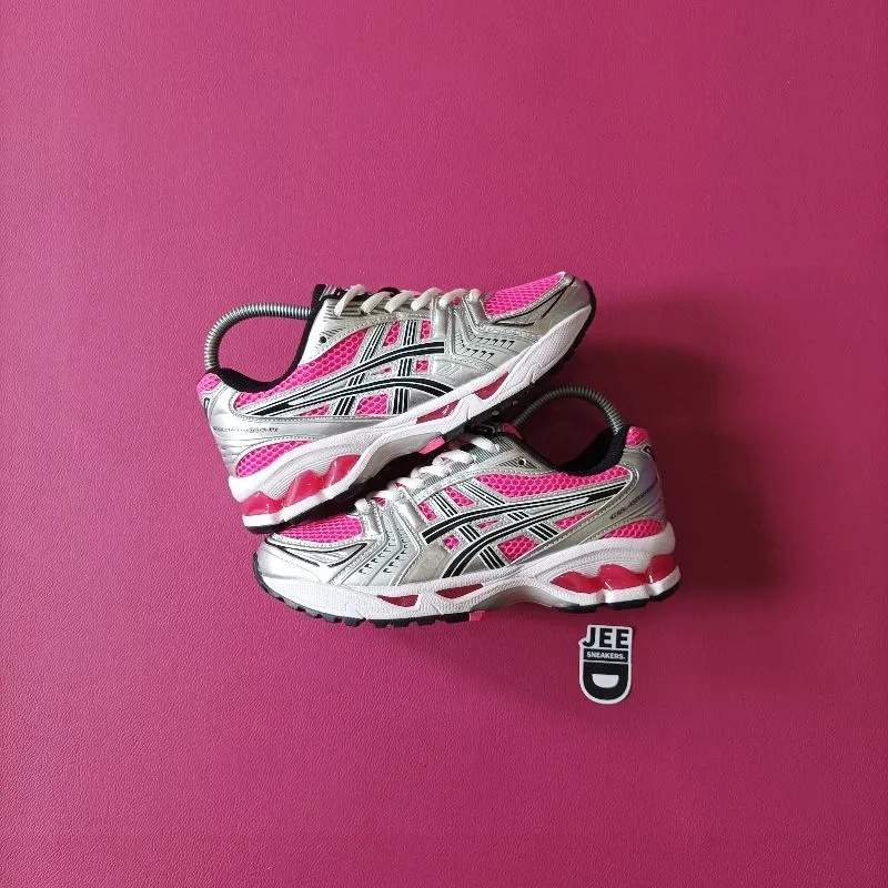 Asics Streetwear Casual Sneakers Wanita silver pink photo 1