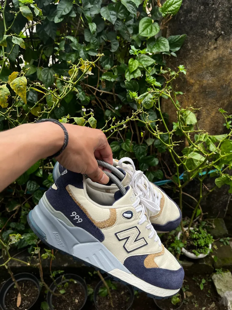 New Balance Sportswear Casual Sneakers Pria khaki photo 1