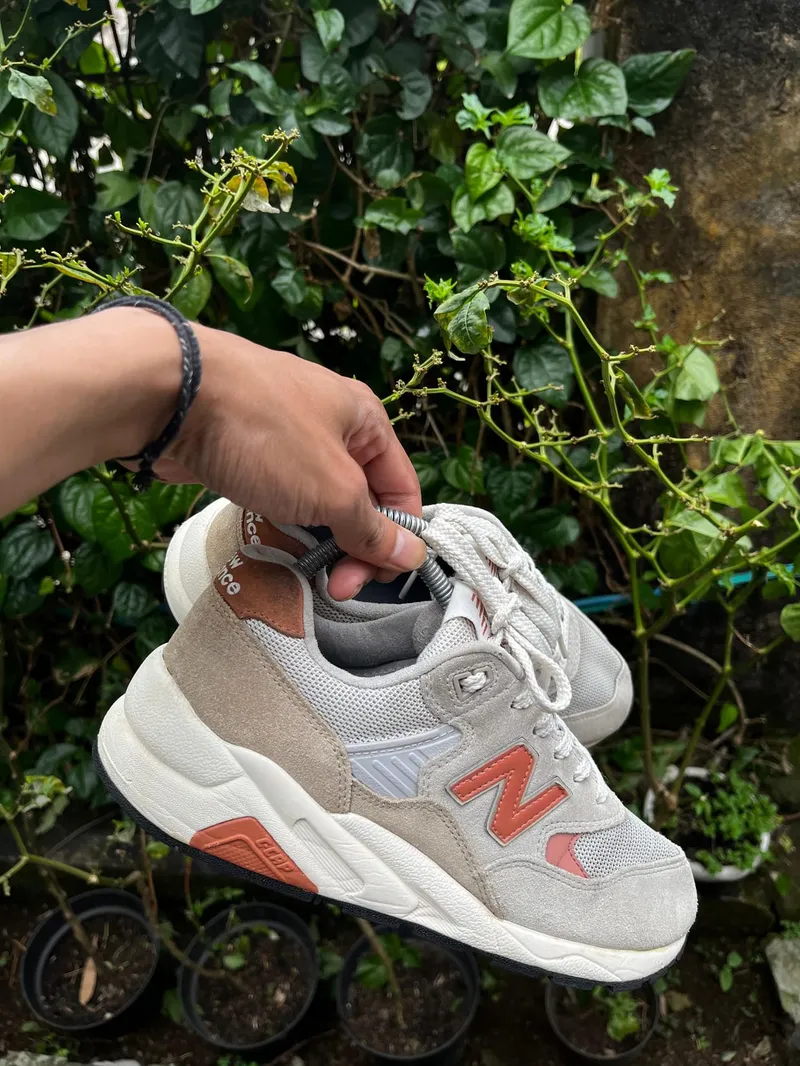 New Balance Sportswear Casual Sneakers Pria gray photo 1