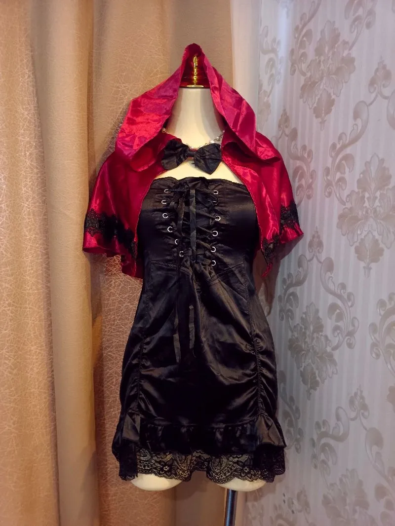 Goth Cosplay Wanita black red photo 1