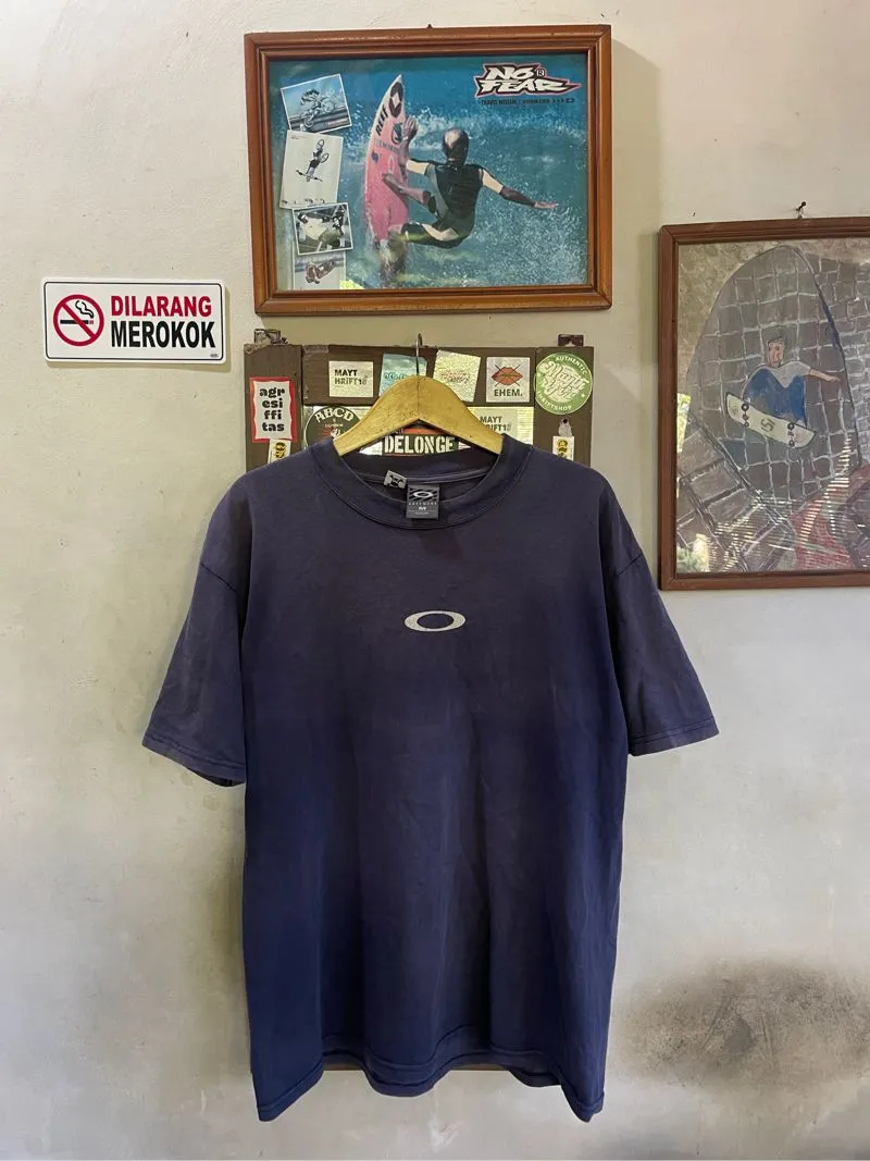 Oakley Vintage Y2K T-shirt Pria navy photo 1