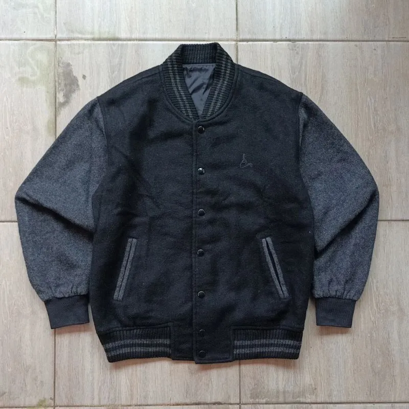Japanese brand Sportswear Casual Varsity jacket Pria black gray photo 1