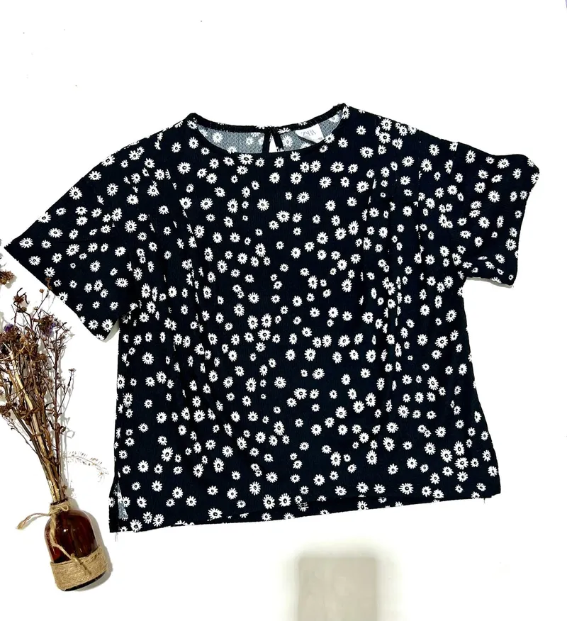 ZARA Vintage T-shirt Wanita white black photo 1