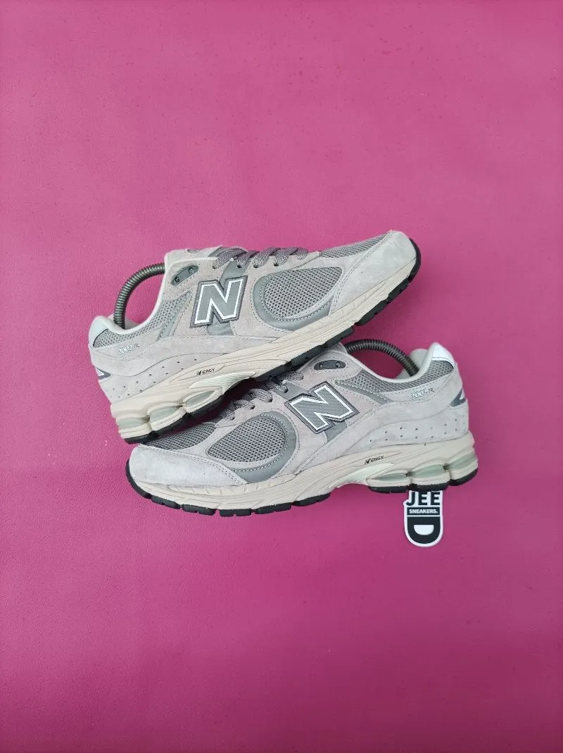 New Balance Streetwear Casual Sneakers Pria white gray photo 1