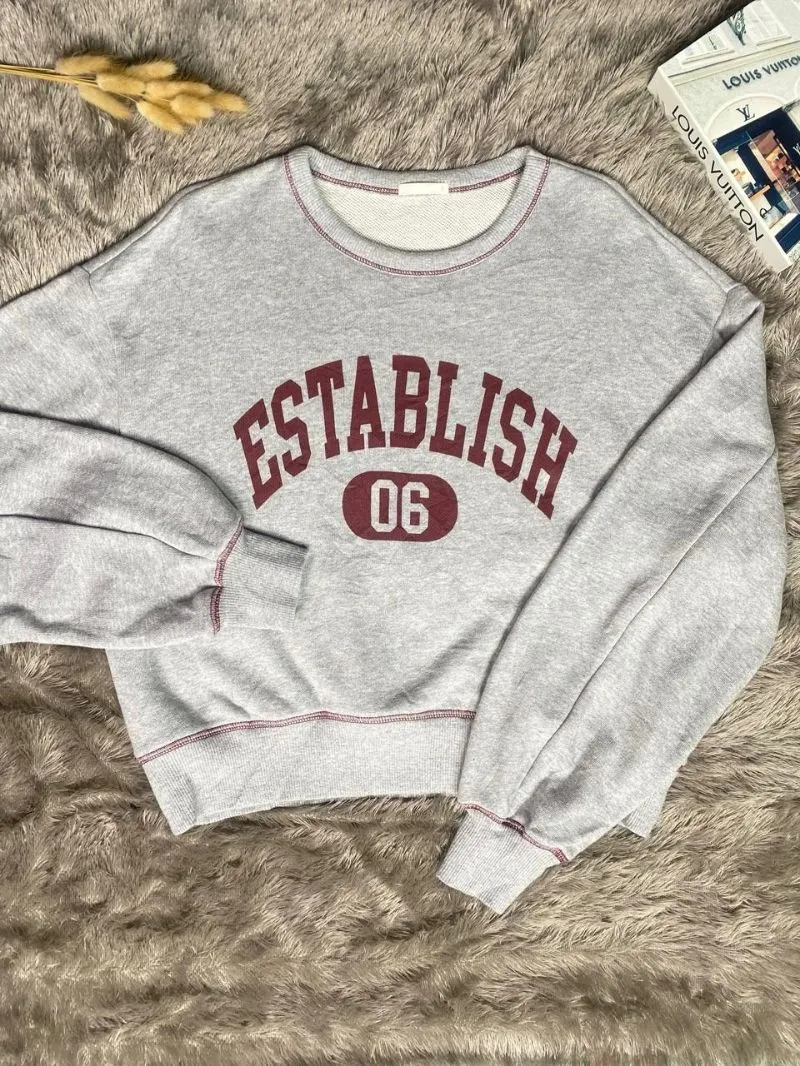 Uniqlo Casual Crop top Wanita gray photo 1