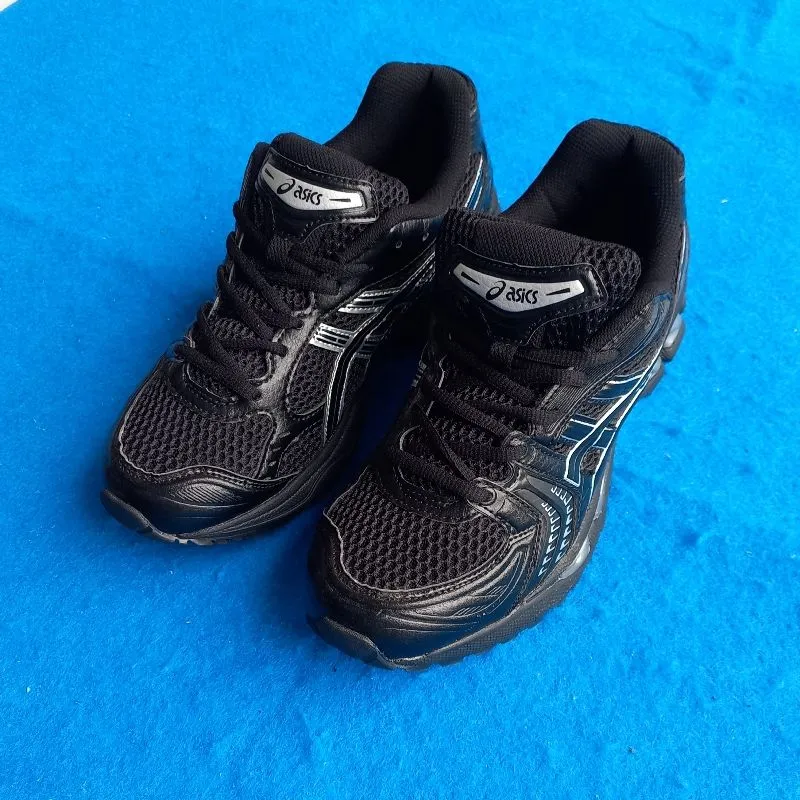 Asics Streetwear Casual Casual shoe Pria silver black photo 1