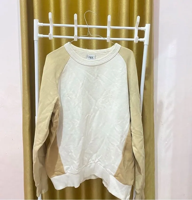 Zara Casual Wanita white tan photo 1