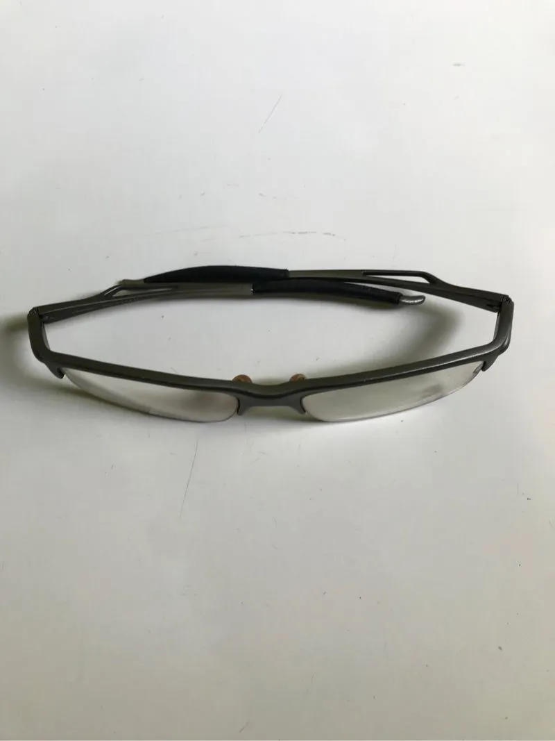 Oakley Streetwear Y2K Glass Pria black gray photo 1
