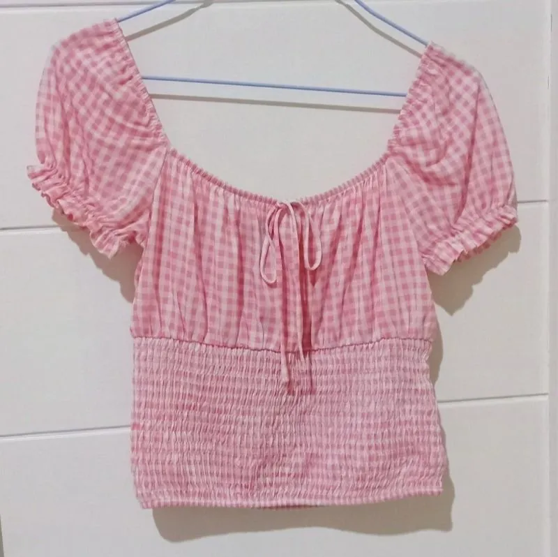 Bershka Coquette Casual Crop top Wanita white pink photo 1