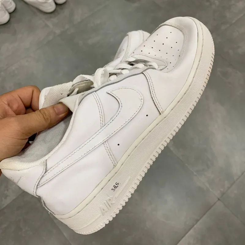 Nike Air Force Triple White