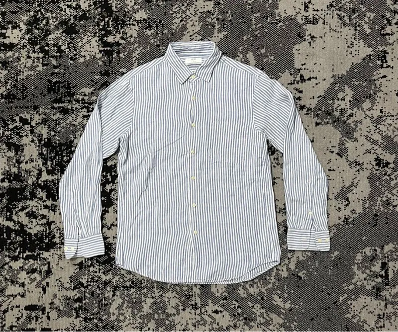 Uniqlo Streetwear Casual Casual shirt Pria white blue photo 1