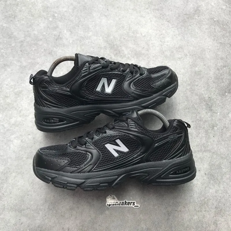 New Balance Casual Sneakers Pria black photo 1