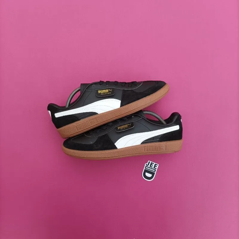 Puma Streetwear Casual Sneakers Pria white black photo 1