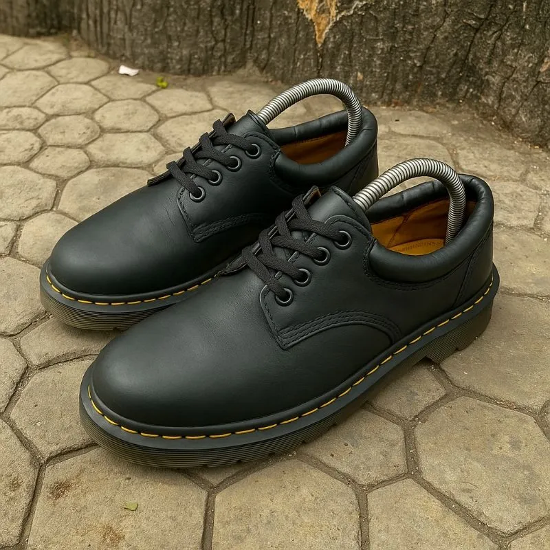Dr. Martens Vintage Casual Boots Pria black photo 1
