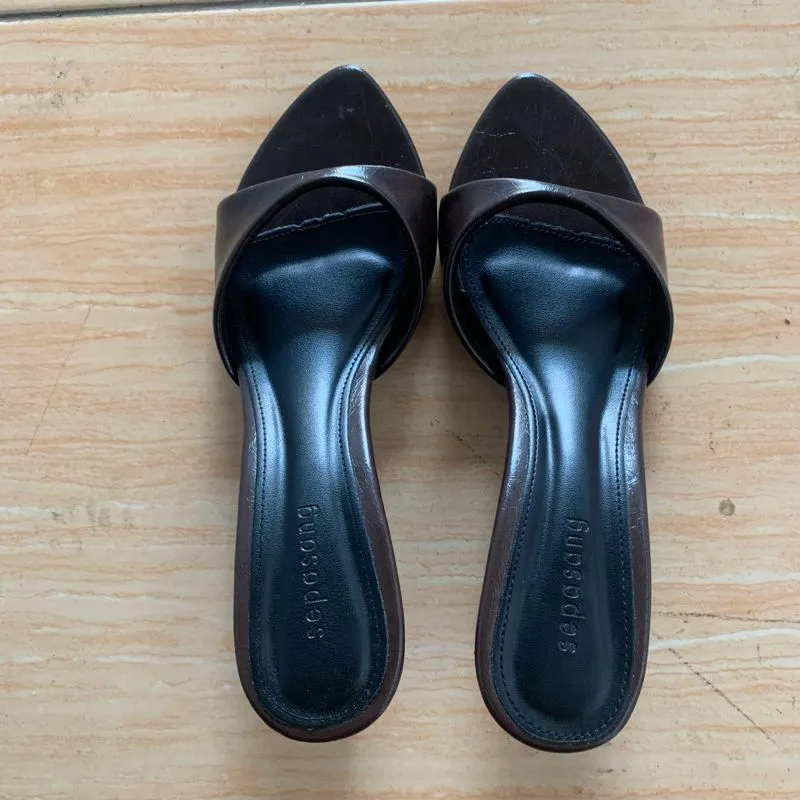 Minimalist Casual Heels Wanita brown photo 1