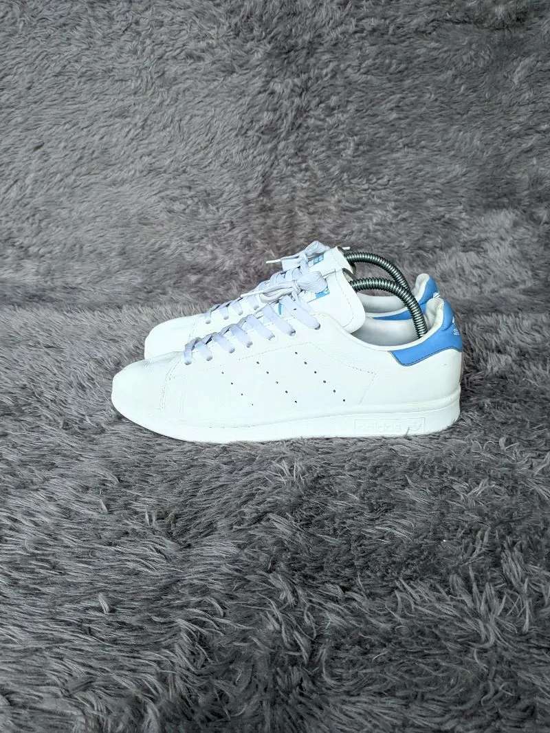 Adidas Casual Casual shoe Pria white blue photo 1