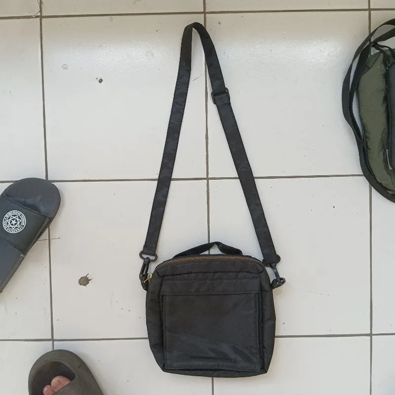 Streetwear Sportswear Bag Pria black red photo 1