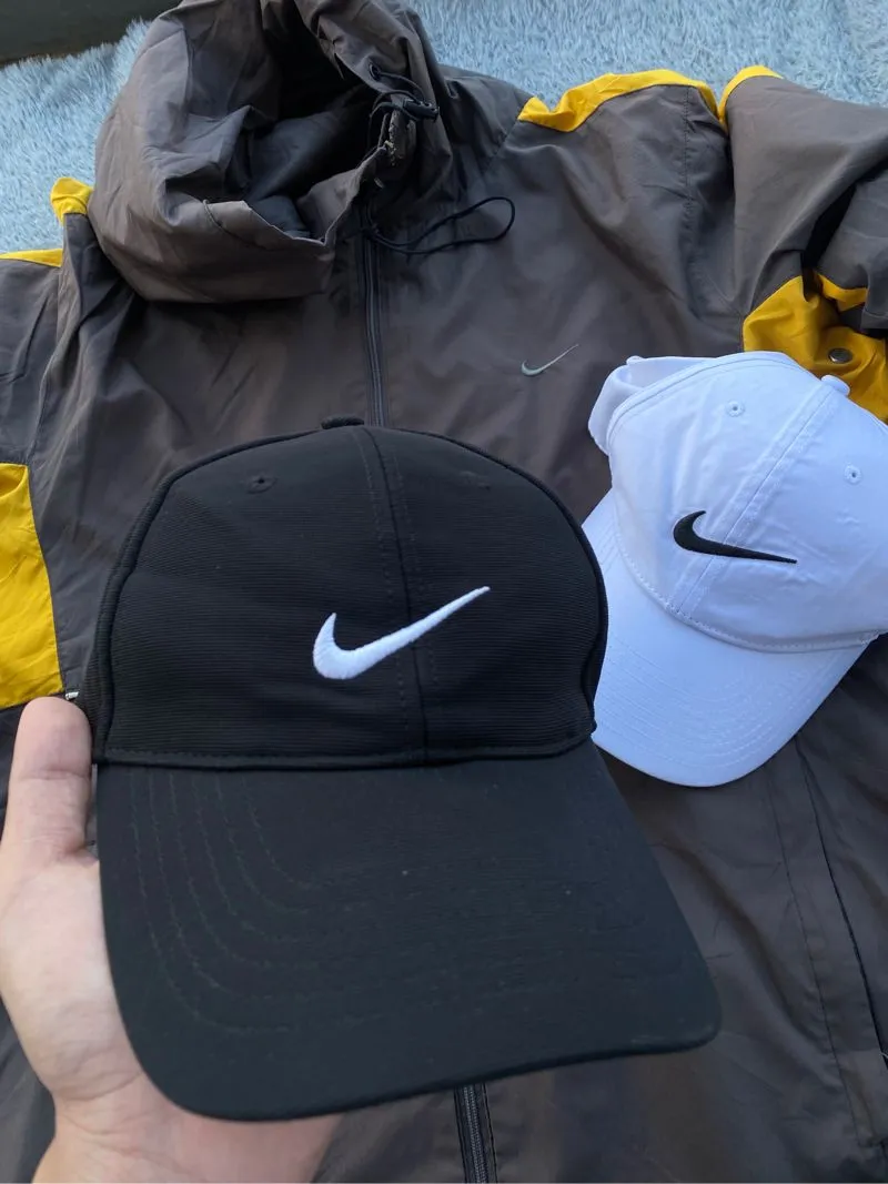 Nike Sportswear Casual Hat Pria white black photo 1