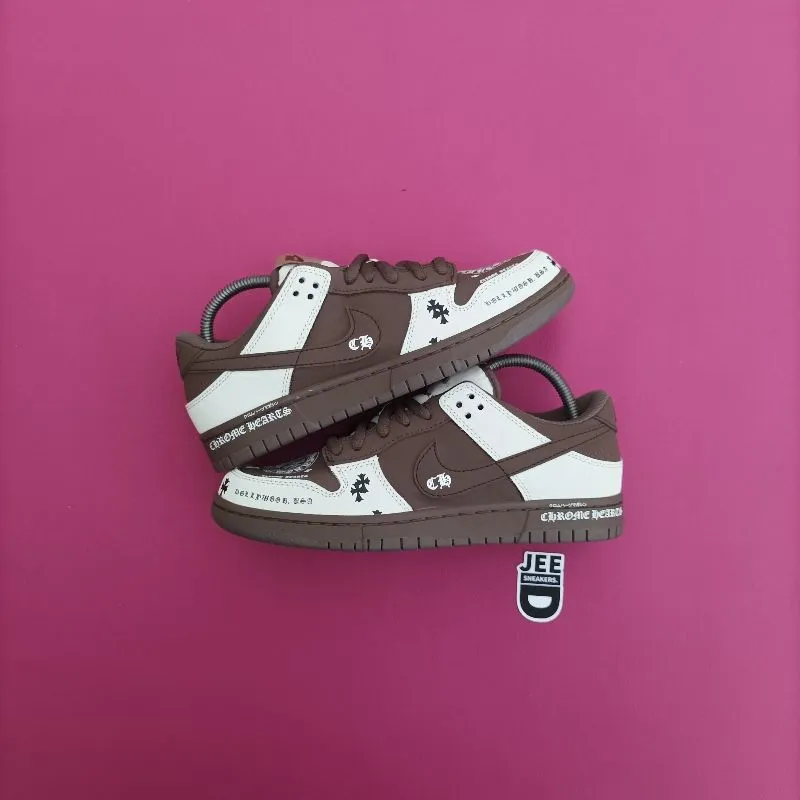 Nike Streetwear Casual Sneakers Pria white brown photo 1