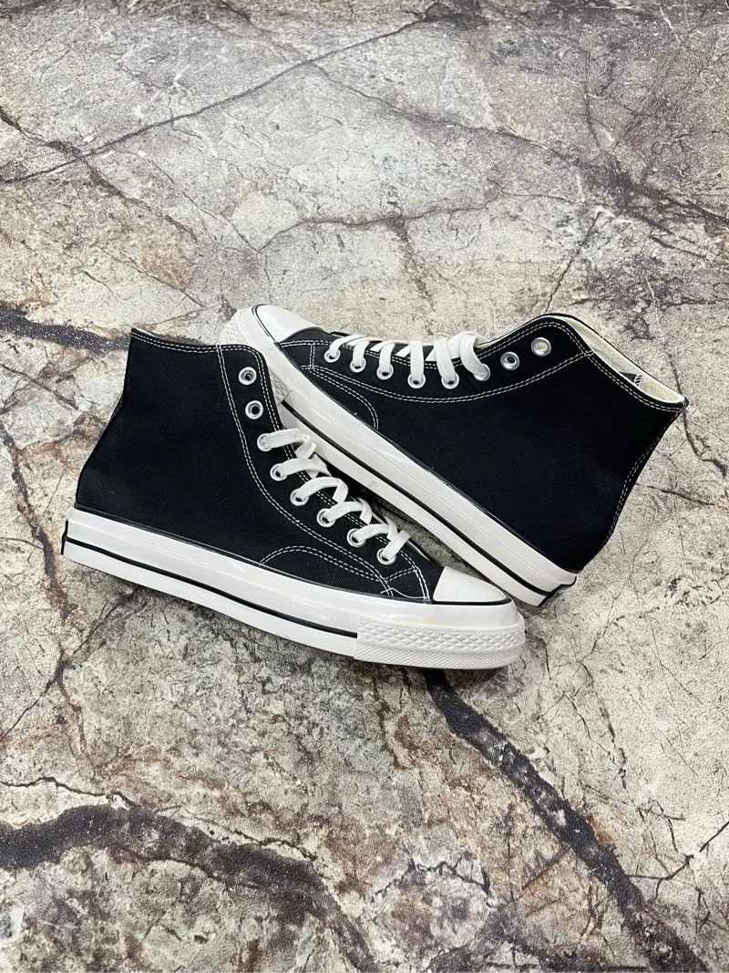 Converse Casual Sneakers Pria white black photo 1