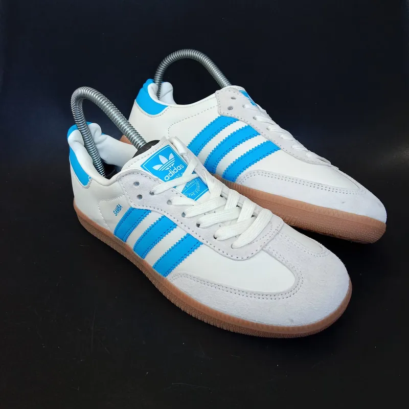 Adidas Streetwear Casual Sneakers Wanita white photo 1