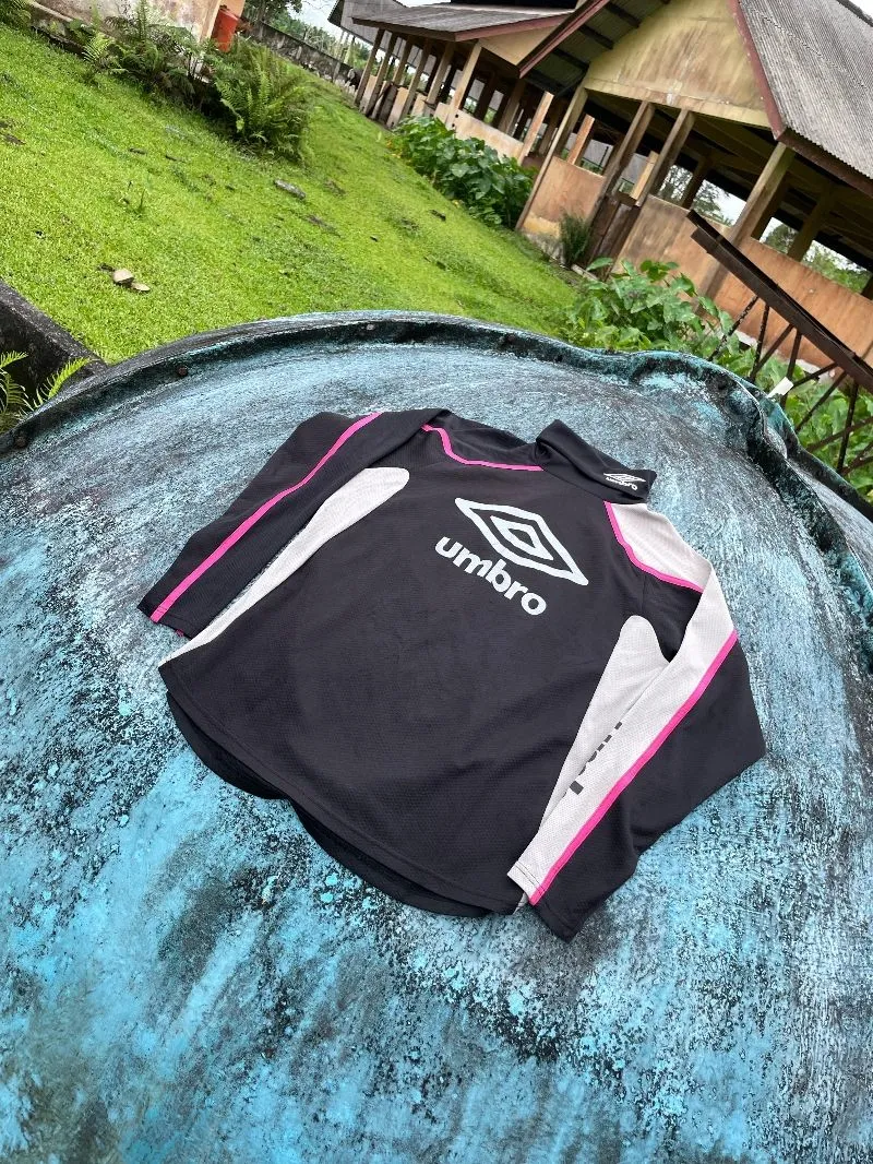 Umbro Gorpcore Sweatpants & Joggers Pria black photo 1