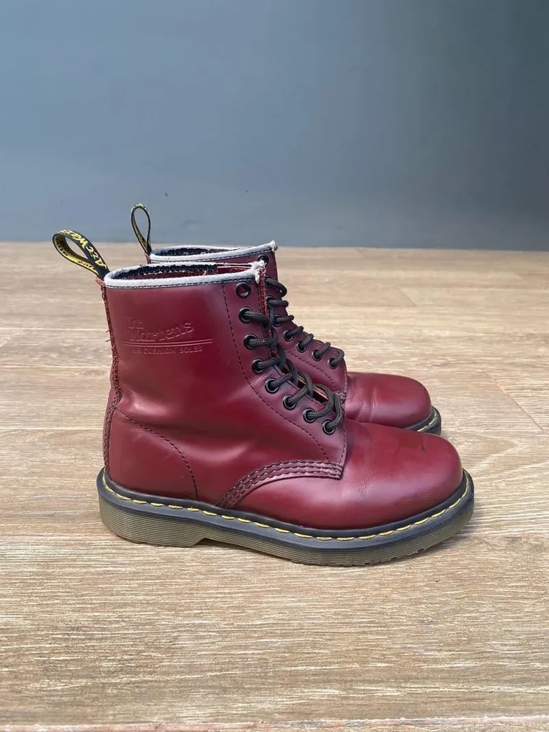 Martens Vintage Boots Wanita burgundy