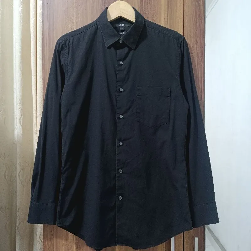 Uniqlo Casual Formal shirt Pria black photo 1