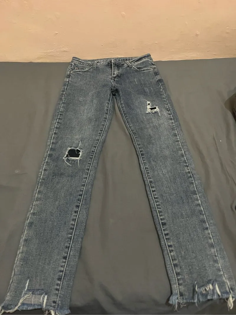 skinny jeans photo 1