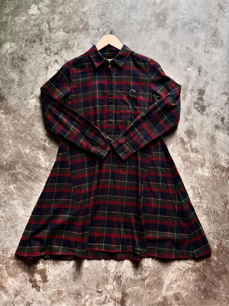 Dres Lacoste photo 1