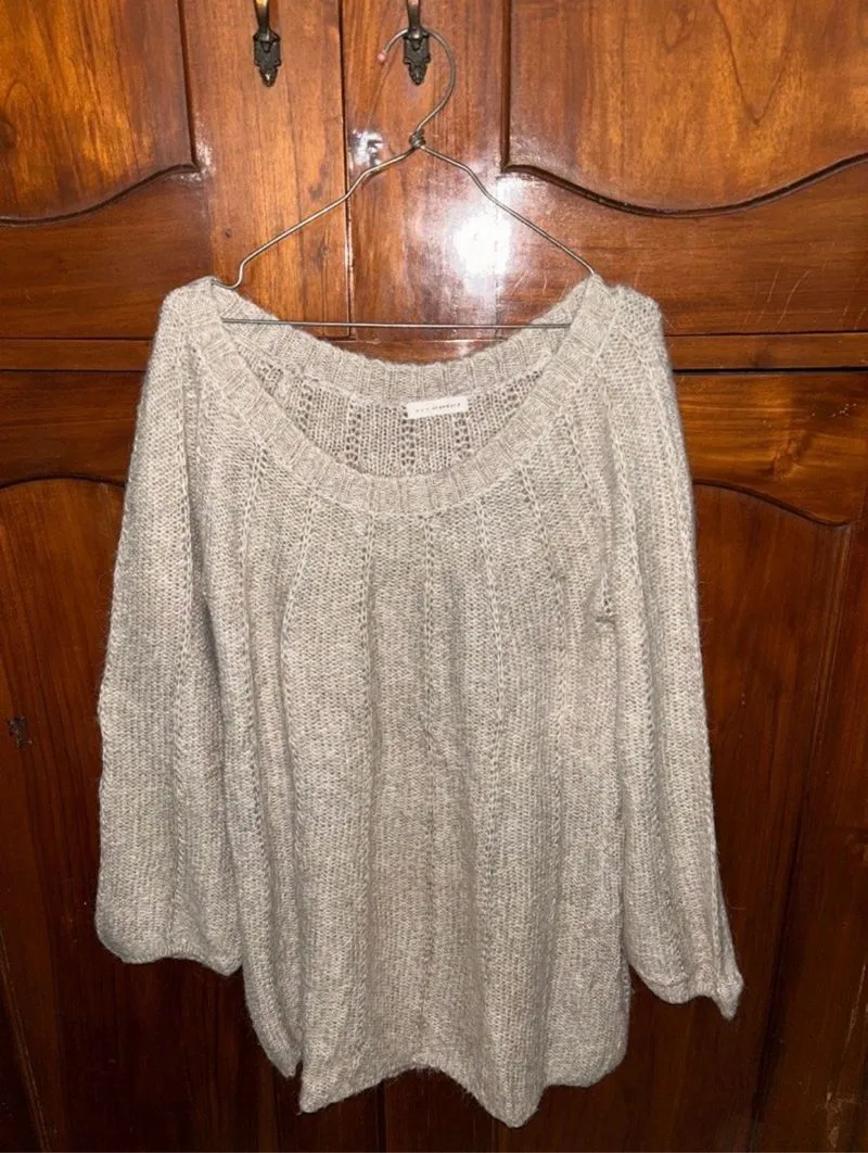 Sweater Abu-Abu photo 1