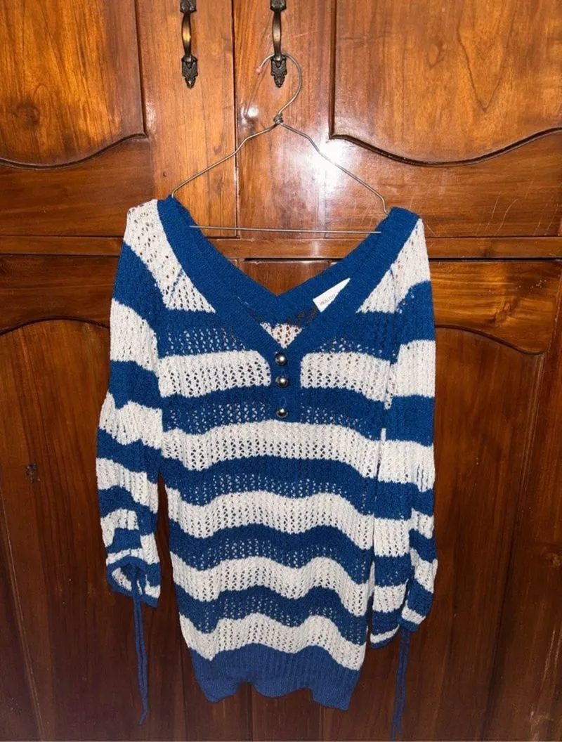Sweater Rajut Salur Biru Putih photo 1