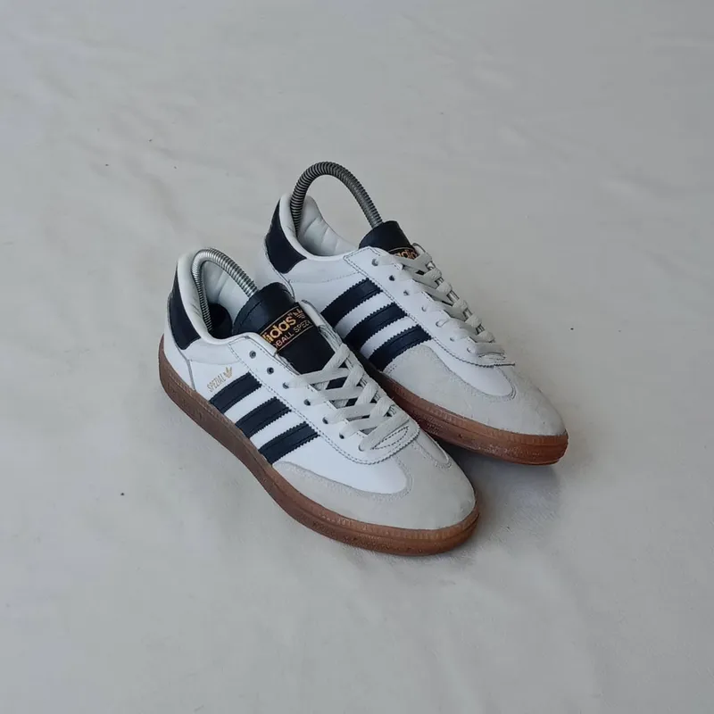Adidas Streetwear Casual Sneakers Pria white photo 1