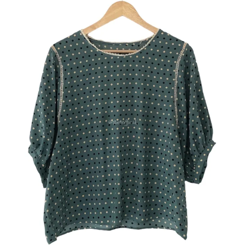Minimalist Casual Blouse Wanita green photo 1