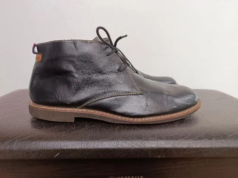 Tommy Hilfiger mens gervis chukka boots photo 1