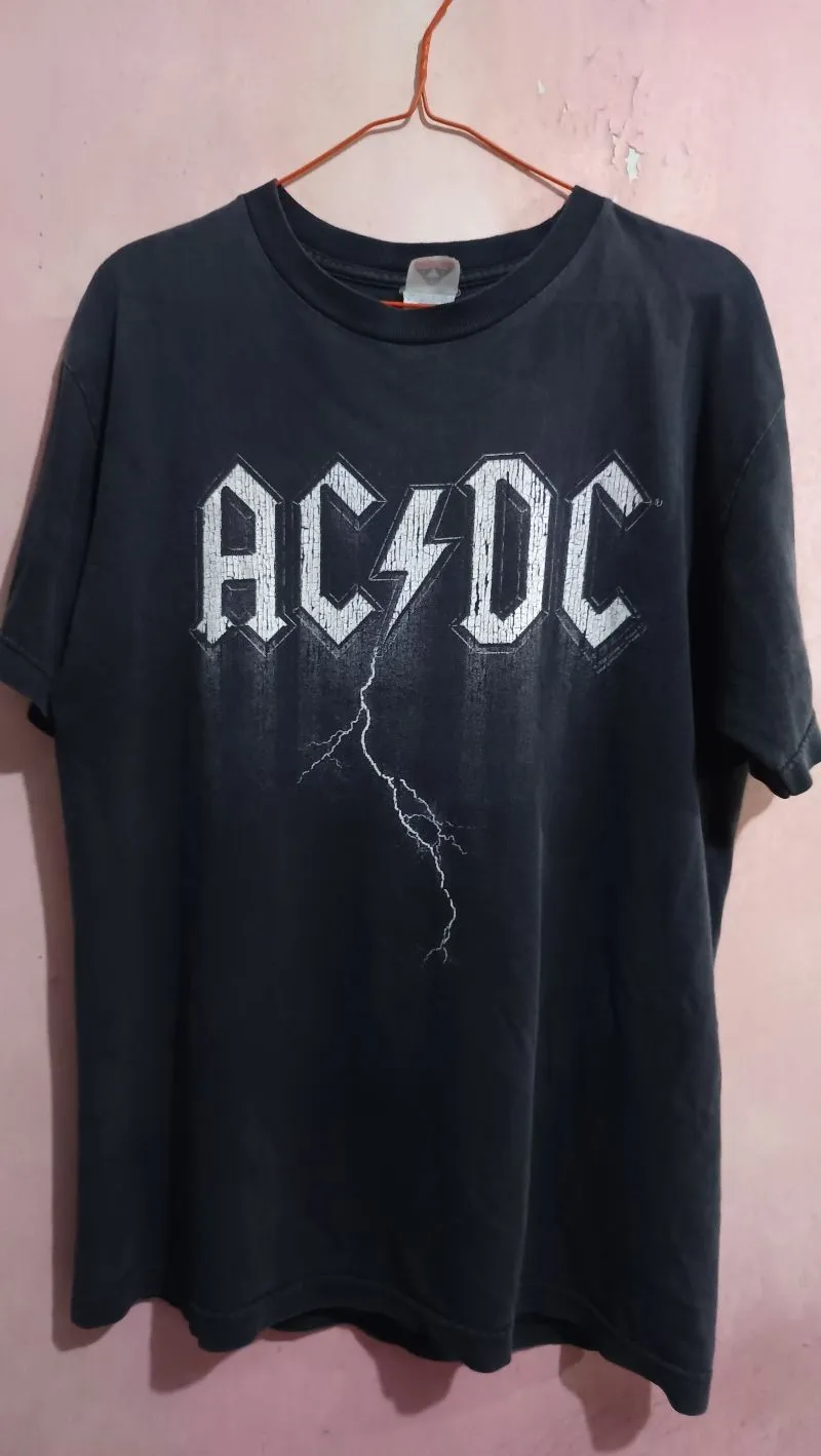 AC/DC Vintage Y2K T-shirt Pria black gray photo 1