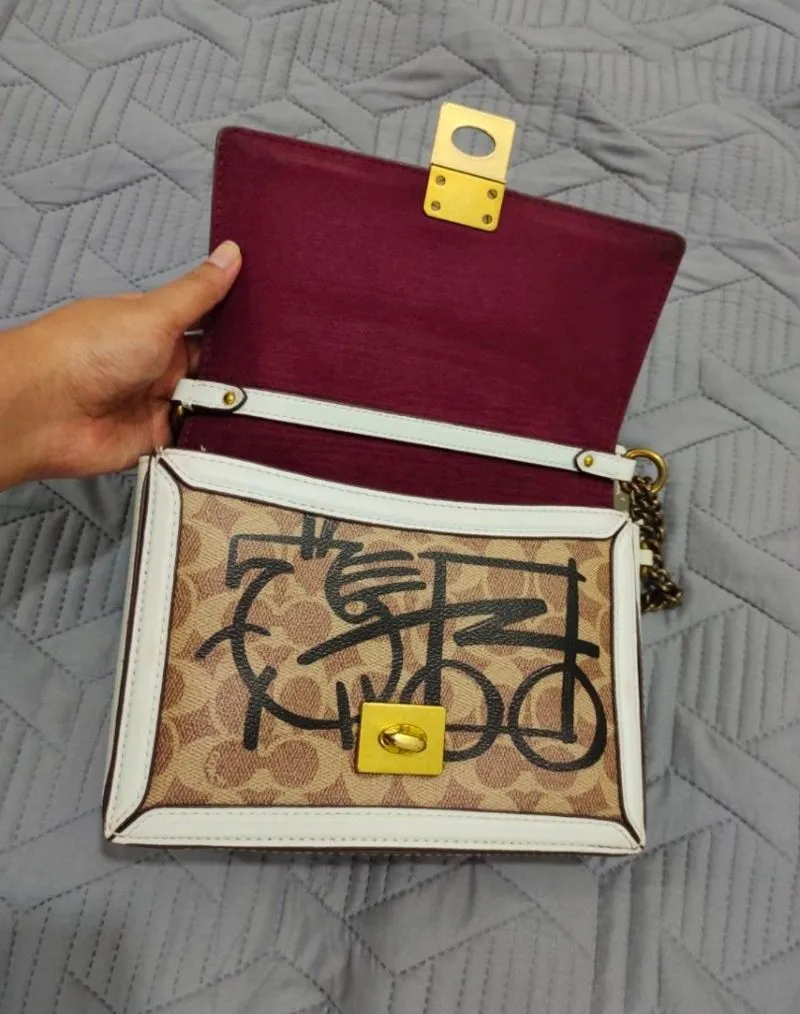 Coach Hutton shoulder bag signature horse photo 1