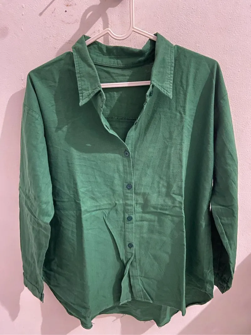Kemeja Basic Polos Wanita  photo 1