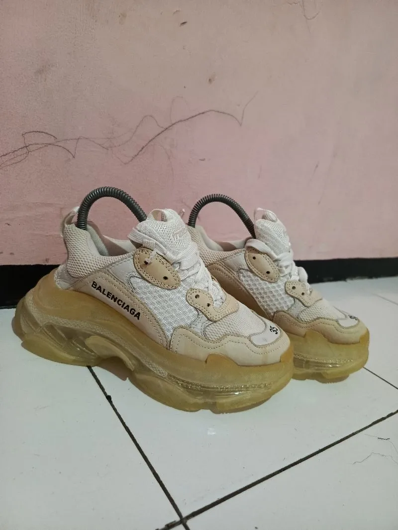Balenciaga Triple S photo 1