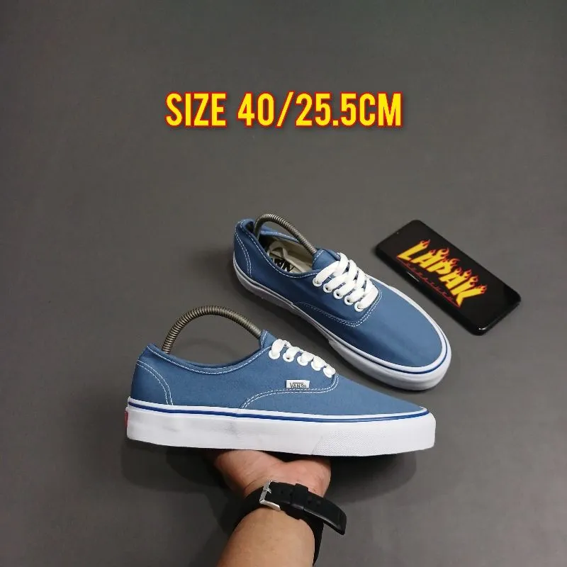 VANS AUTHENTIC NAVY/WHITE CLASSIC photo 1