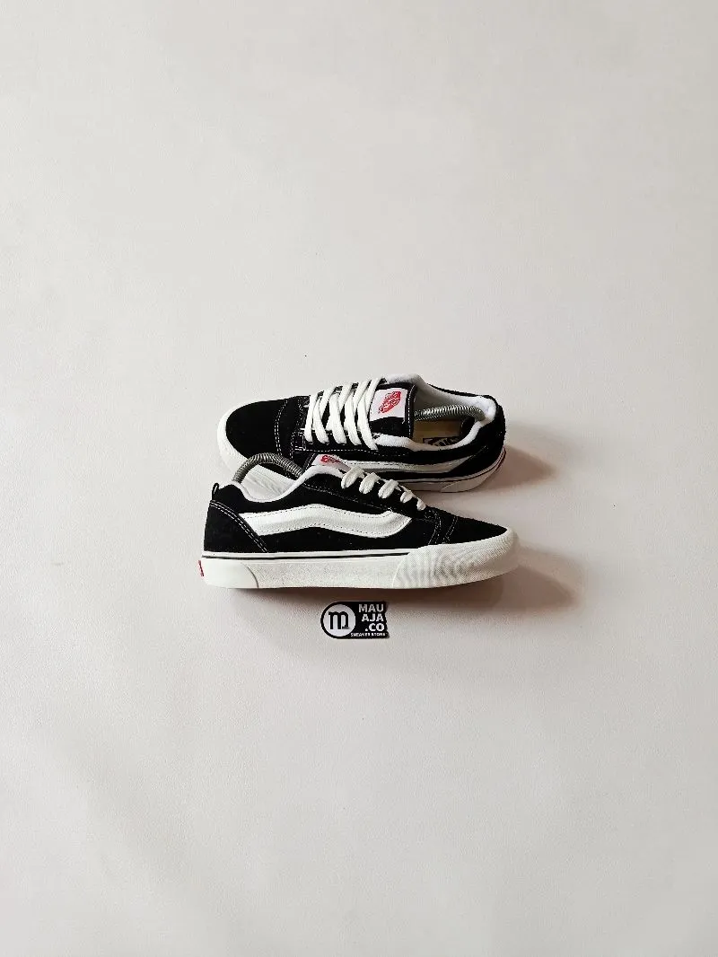 Vans Vault KNU Black&White photo 1