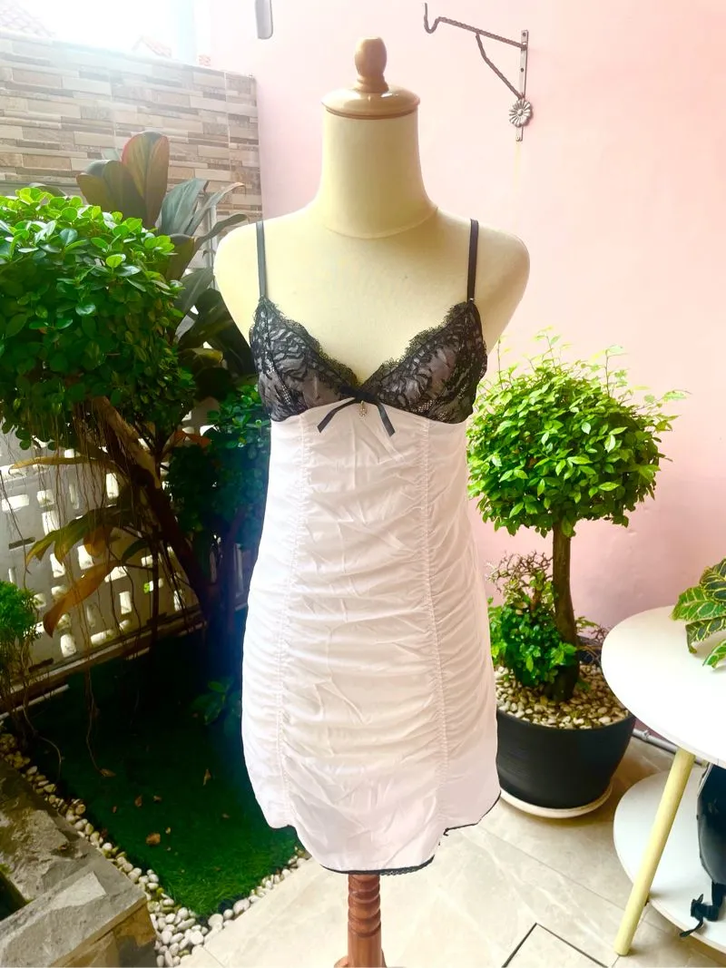 Lingerie putih photo 1