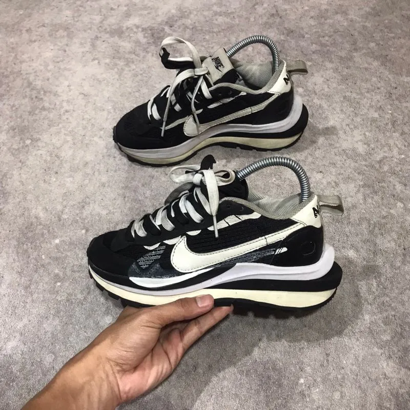 Nike Sacai X VaporWaffle Black White